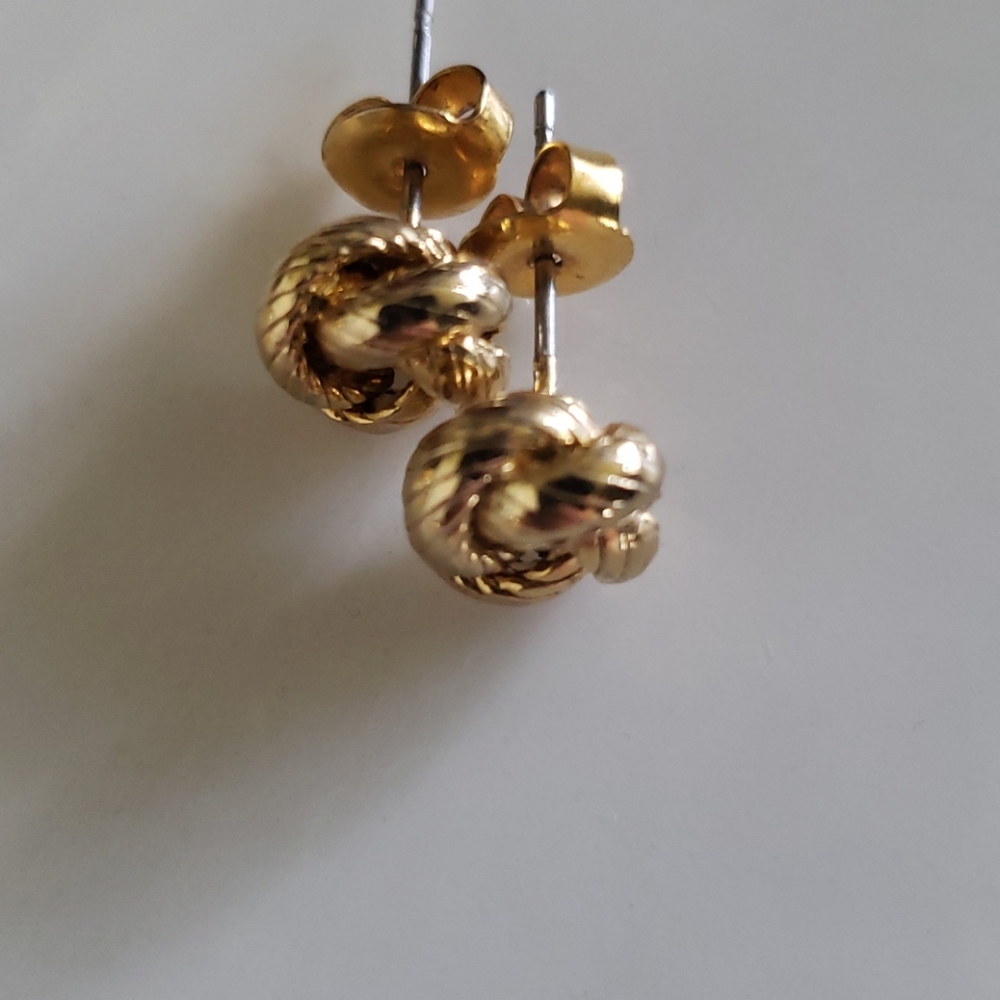 4 Earring - Picture 5 of 8
